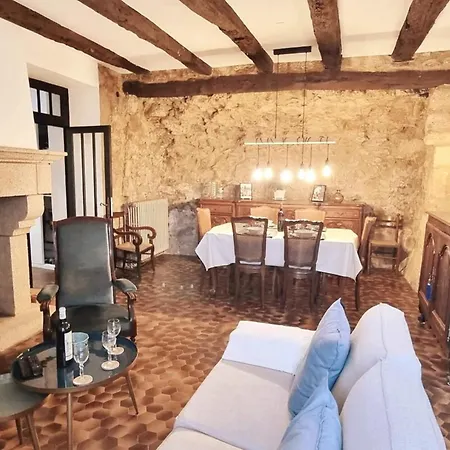 펜션 At Odile And Xavier's Charming Family House In 사흘라 라 카네다