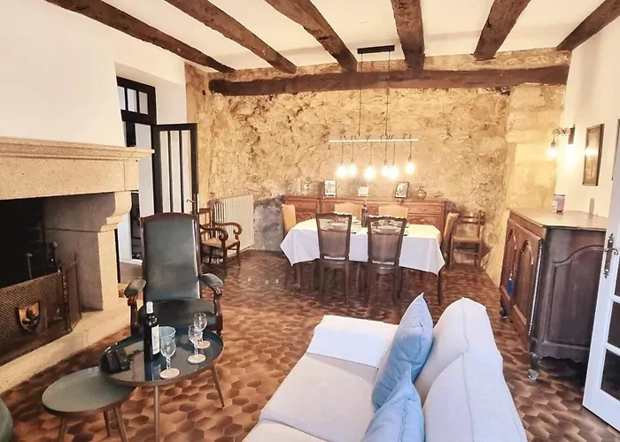 بيت للعطل At Odile And Xavier's Charming Family House In سارلا لا كانيدا